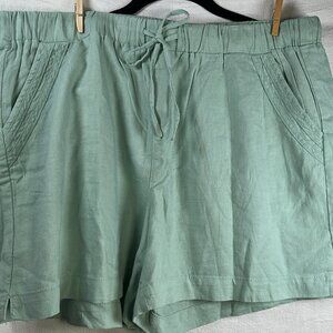 BRIGGS Ladies Linen Blend Shorts Womens XL Green W/Pockets Vacation BBQ Garden P